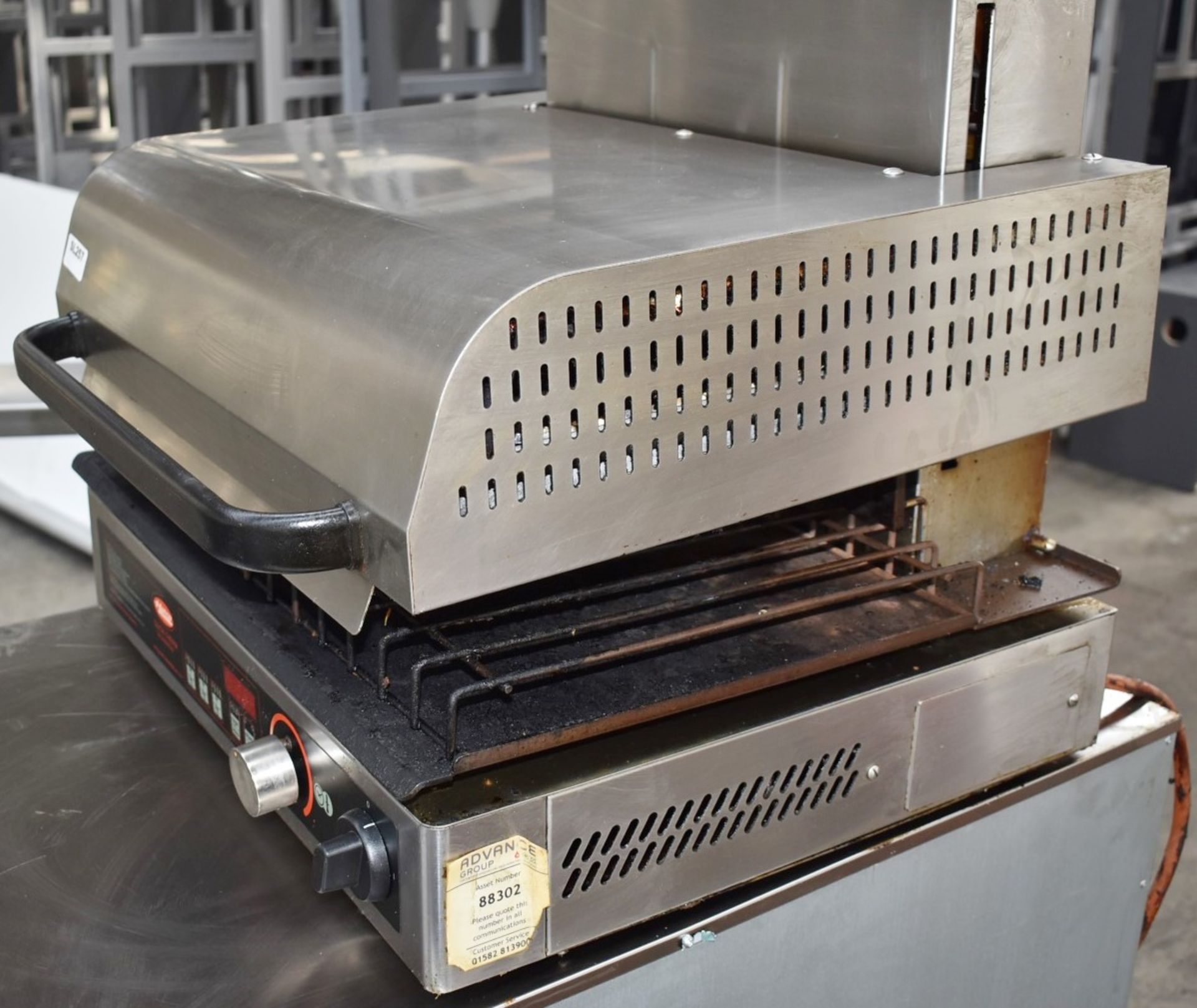 1 x Hatco Quick Therm Rise and Fall Salamander Grill - Model QTS00003  - 3 Phase - Recently - Image 7 of 9