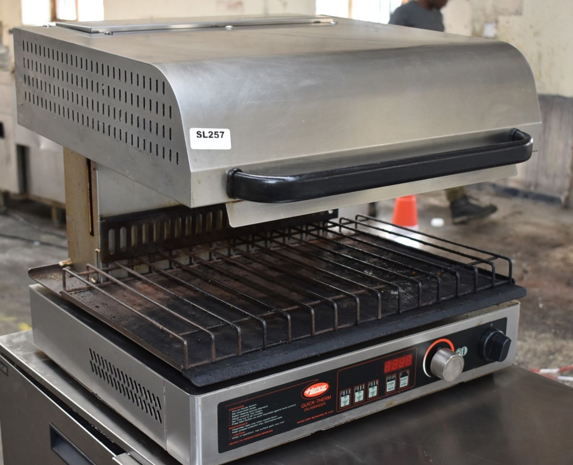 1 x Hatco Quick Therm Rise and Fall Salamander Grill - Model QTS00003  - 3 Phase - Recently - Image 2 of 9