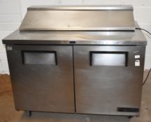 1 x True Refrigerated Two Door Food Prep Table With Pizza/Salad Topper - Model TSSU-48-12 - Original