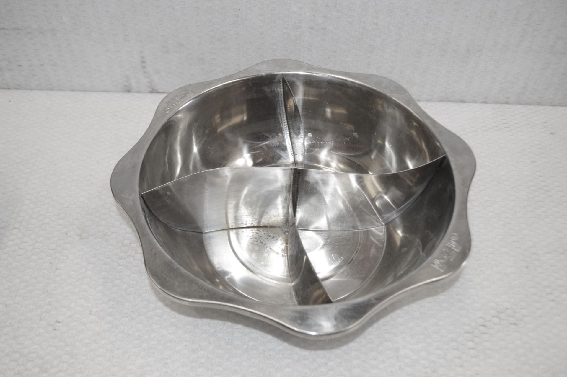 8 x Stainless Steel Buffet Serving Bowls- Dimensions: L37 x W37 x cm - Recently Removed From a - Image 3 of 4