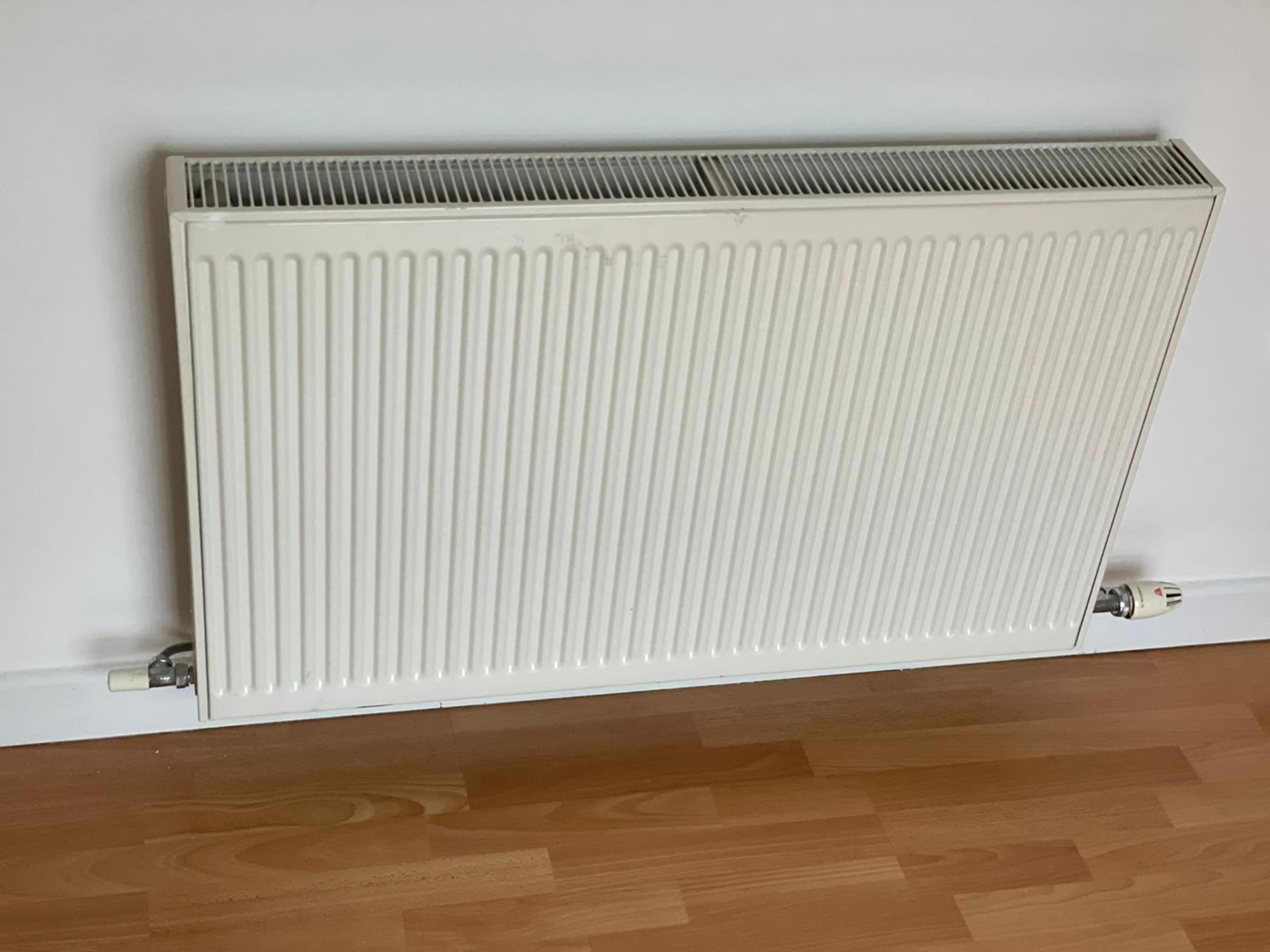 10 x Central Heating Radiators - To Be Removed From An Executive Office Environment - CL681 - Ref: - Image 2 of 4