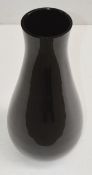1 x Large Flower Vase In Black Glass - Preowned, From An Exclusive Property - Dimensions: H56 x