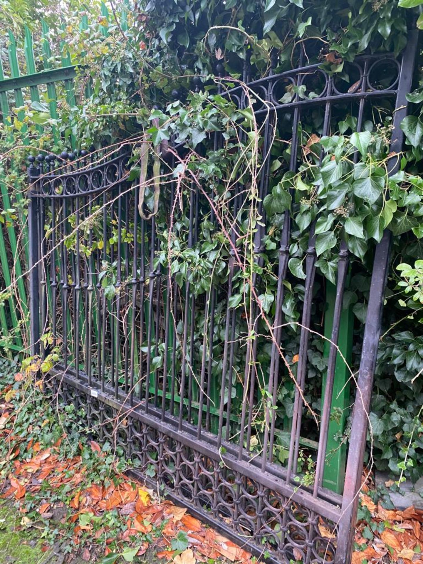 1 x Pair of Large Ornate Gates With Ball Tops - Approx Size Per Gate 200 x 200 cms - Ref: - Image 2 of 6