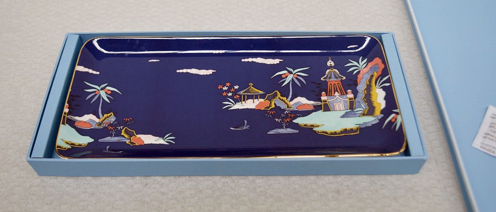 1 x WEDGWOOD 'Wonderlust' Blue Pagoda Sandwich Tray In It's Original Box - Original RRP £85.00 - Image 2 of 8