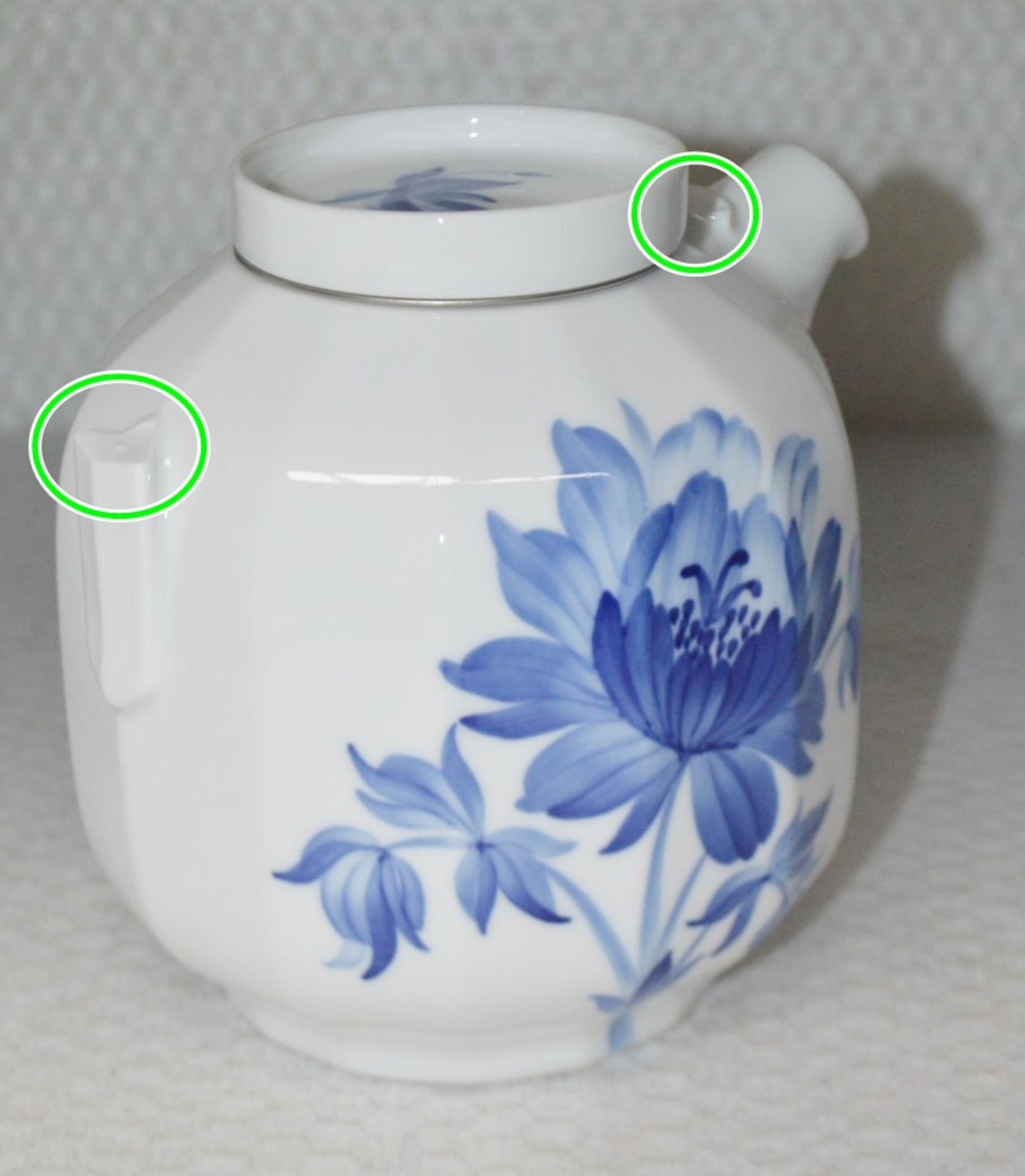 1 x ROYAL COPENHAGEN Blomst 'Blue Peony Tree' Porcelain Teapot - Original Price £142.00 - Read - Image 2 of 4