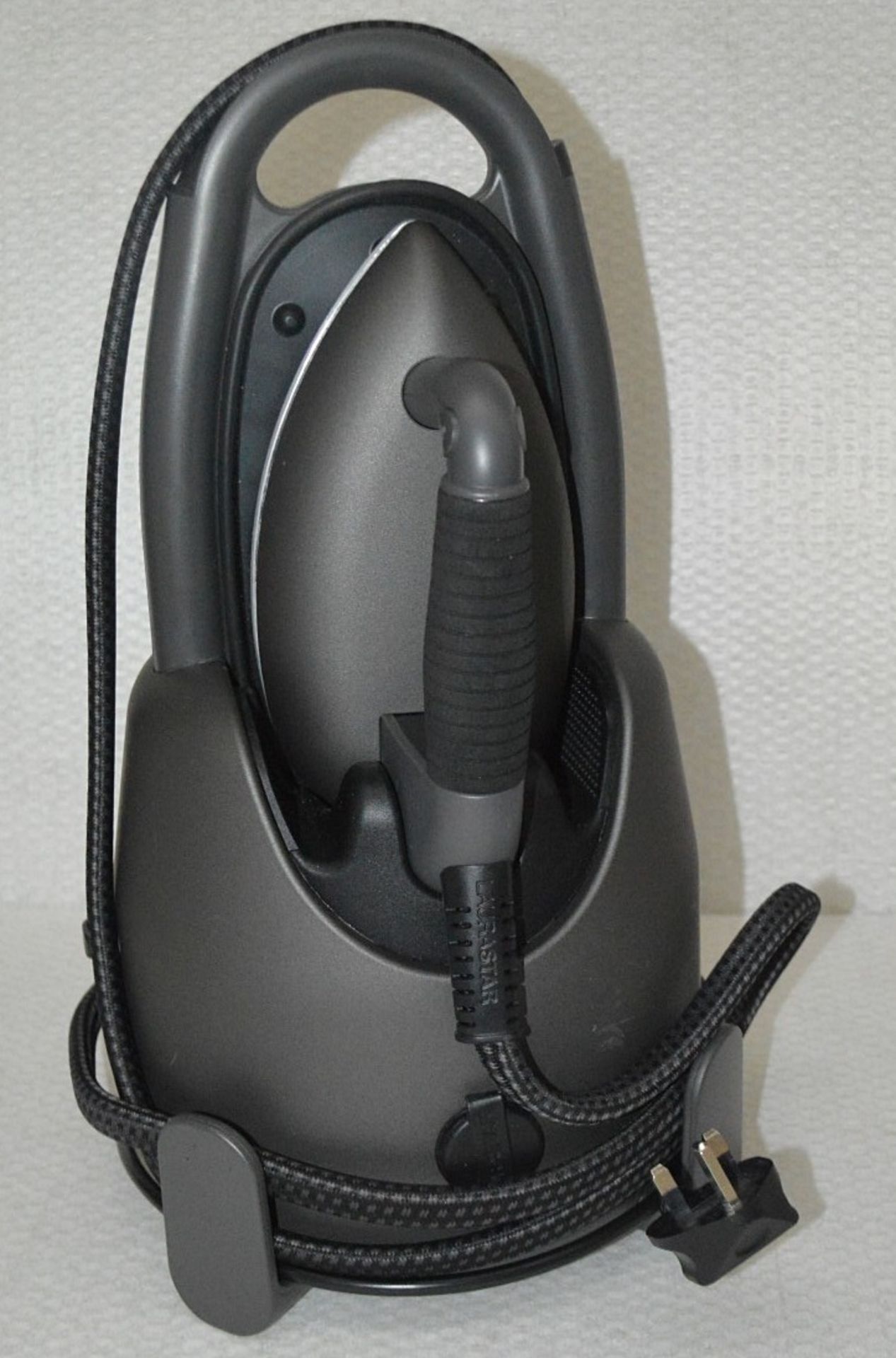 1 x Laurastar Lift Xtra 3-in-1 Steam Generator Irons, Steams and Purifies Clothing - RRP £499.00 - Image 2 of 14