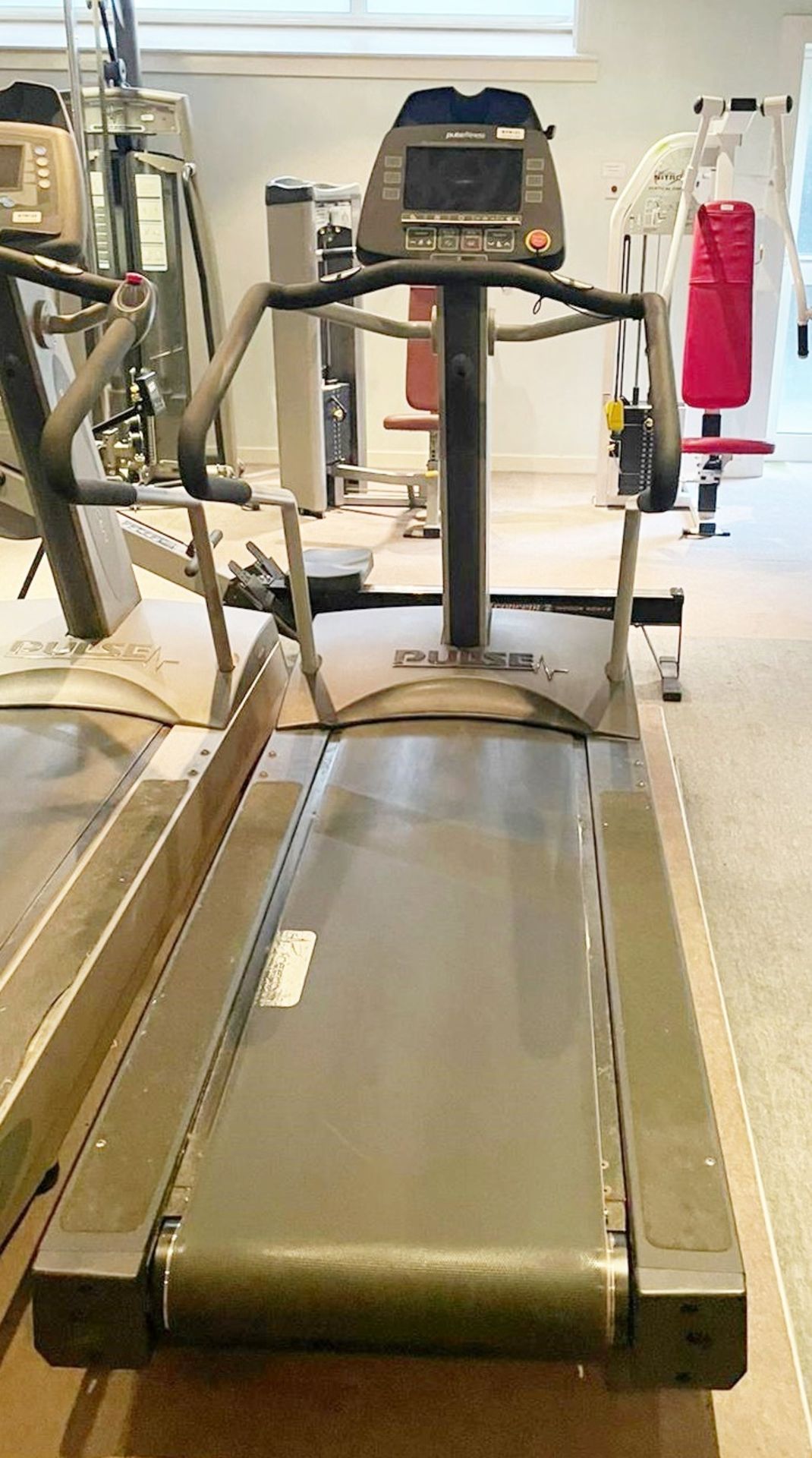 1 x Pulse Fitness Run Treadmill - Type 260F-Q Treadmill