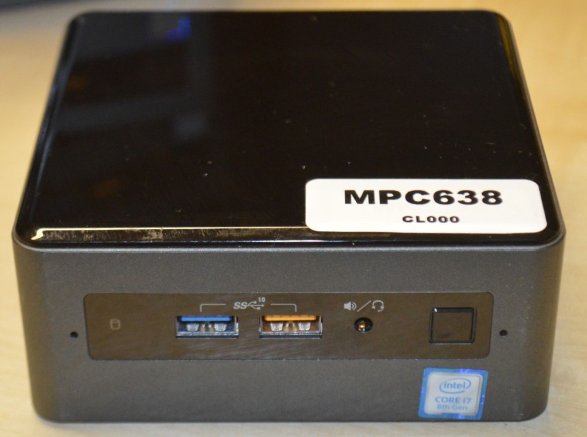 1 x Intel NUC Mini PC Featuring Intel i7-8559u Quad Core 3.7Ghz Processor, 8GB DDR4 2400Mhz Ram,