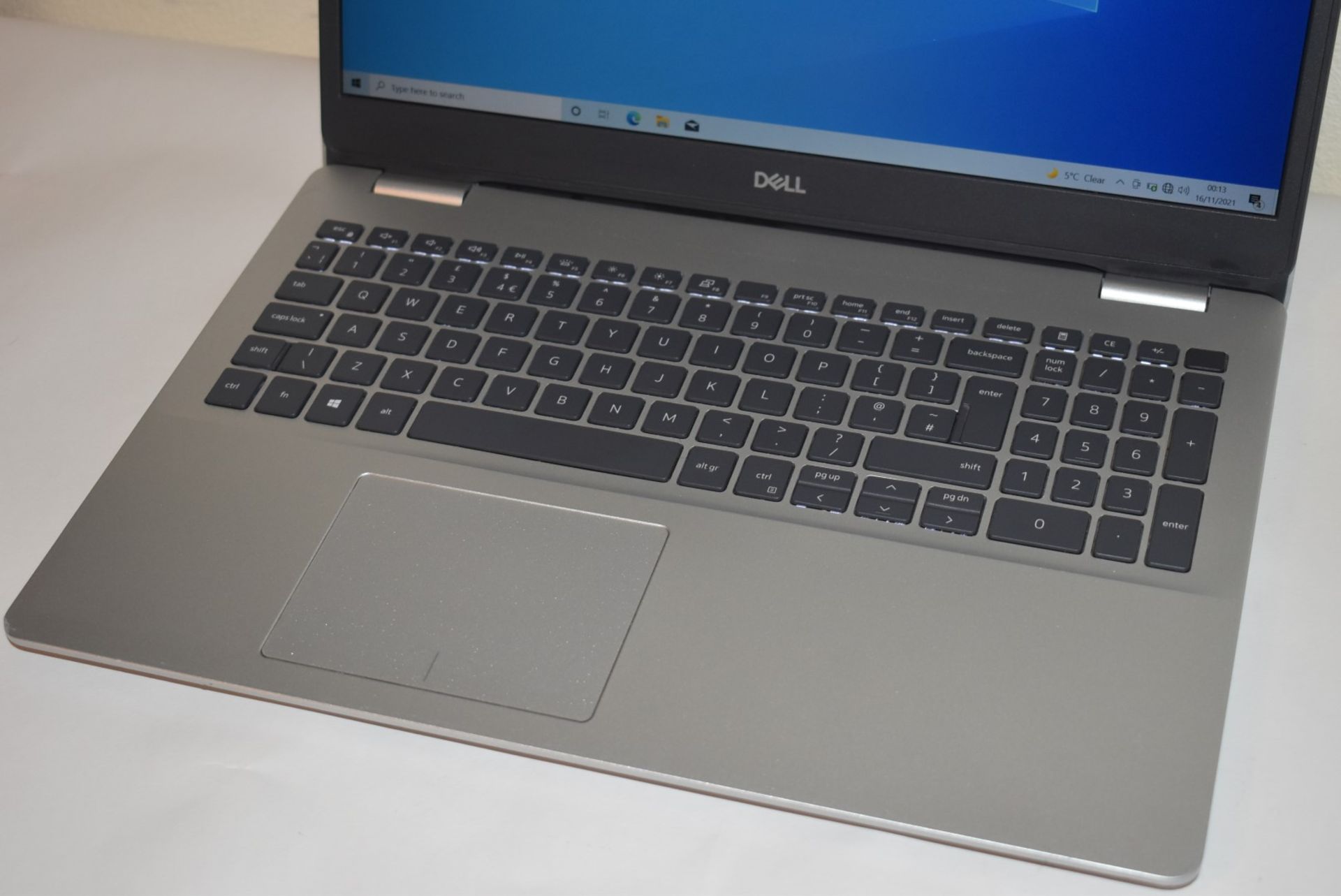 1 x Dell Inspiron 15 5593 Laptop Featuring a 10th Gen Core i5-1035G1 3.6ghz Quad Core Processor, - Image 5 of 18