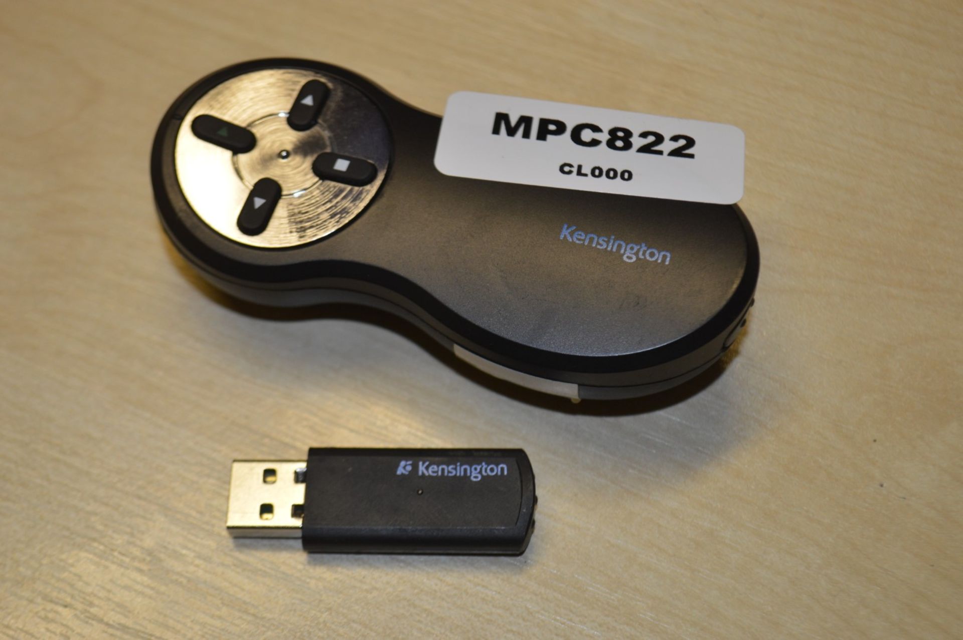 1 x Kensington Wireless Presenter Red Laser With USB Dongle - Ref: MPC822 - CL678 - Location: - Image 2 of 4