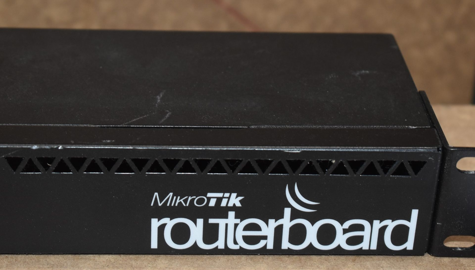 1 x MicroTik Router Board - Model RB2011UiAS-RM - Ref: MPC398 - CL678 - Location: Altrincham - Image 6 of 10