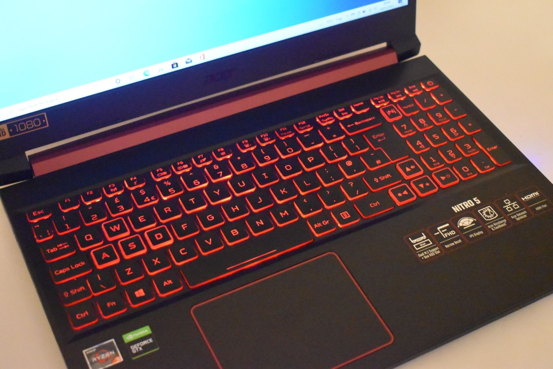 1 x Acer Nitro 5 Gaming Laptop - Features Ryzen 5 Processor, 16g DDR4 Ram, 250gb M.2 System SSD, - Image 10 of 20