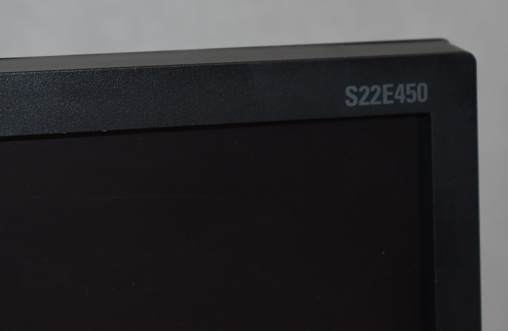 1 x Samsung 22 Inch Computer Monitor - Model S22E450BW - Ref: MPC140 CB - CL678 - Location: - Image 7 of 11