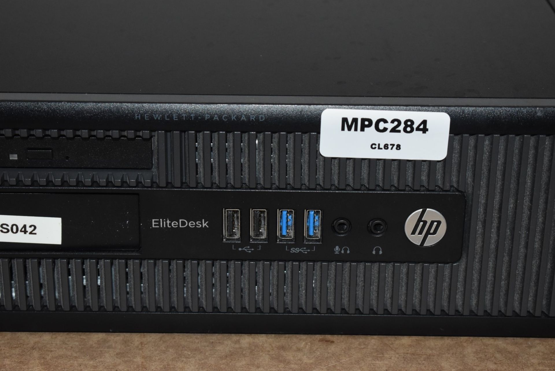 1 x HP Elite Desk 800 G1 SFF Desktop PC - Features an Intel i7-4770 3.4Ghz Quad Core Processor, - Image 3 of 4