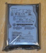 1 x Hitachi  600GB 10K RPM 64MB Cache 6.0Gbps SAS 2.5" Hard Drive - HUC106060CSS600 - CL011 - Ref: