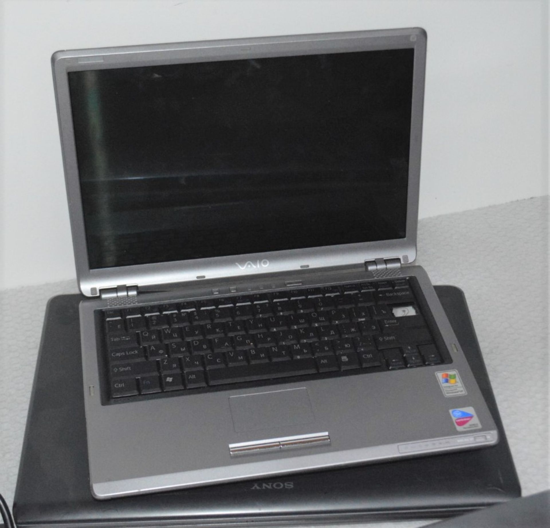 4 x Assorted Laptops - Untested, Sold As Seen - Ref: MPC805 - CL678 - Location: Altrincham WA14 - Image 5 of 6