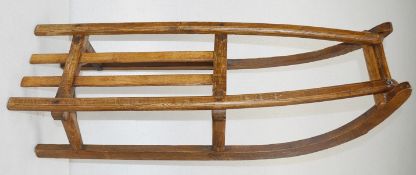 1 x Vintage Wooden Sledge - Ex-Display Piece - Dimensions: H26 x W100 x D36cm - Ref: HAR210 GIT -
