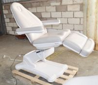 1 x Professional Electric-Hydraulic Massage Table Spa Bed With Remote Control - See Full Description