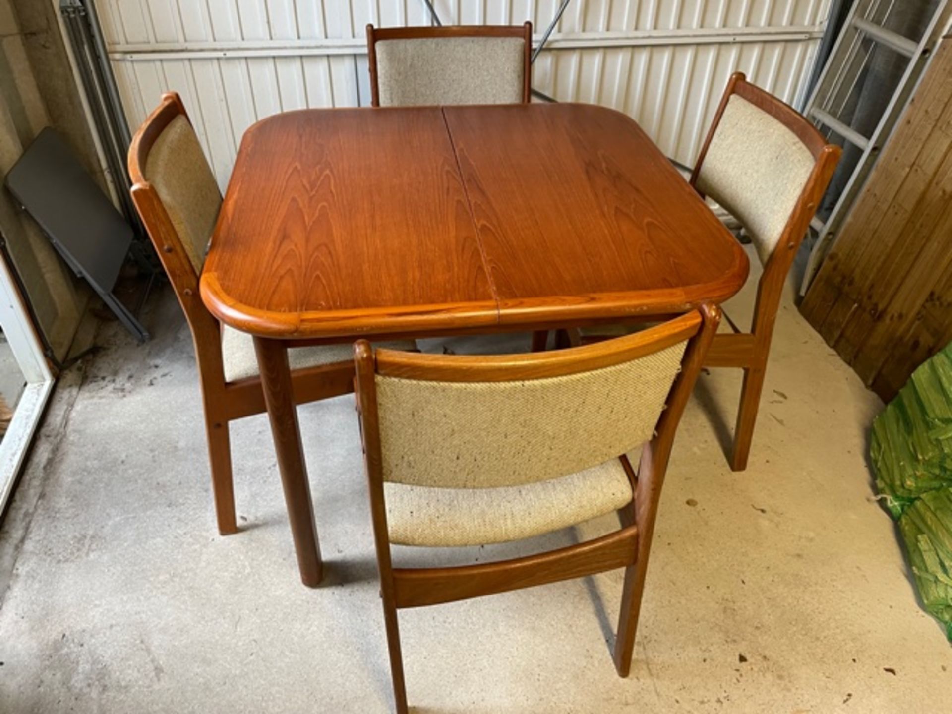 1 x G Plan Teak Dining Suite With Extendable Table and 4 Upholstered Teak Chairs - CLTBC - Location: - Image 2 of 4