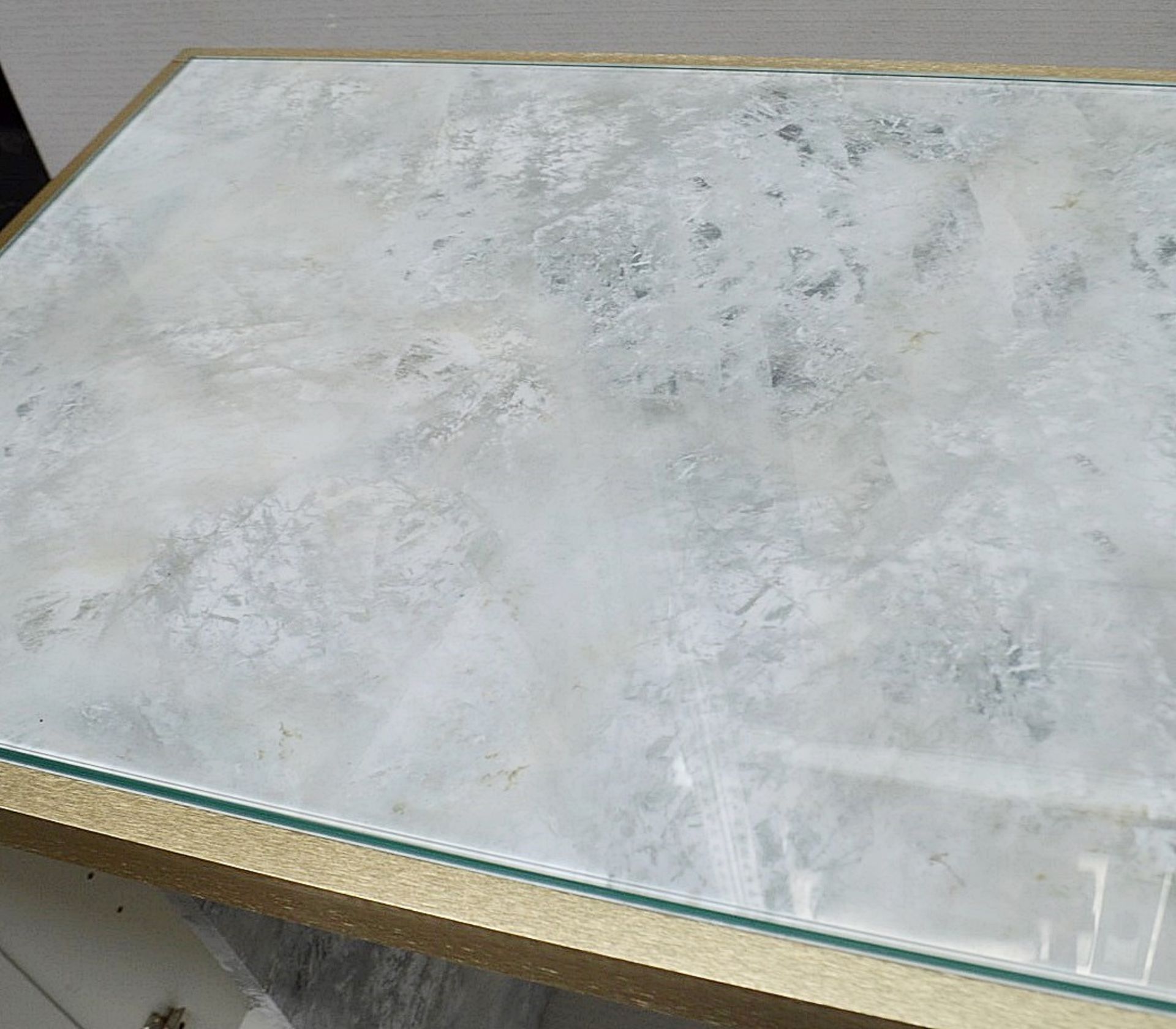 1 x BALDI Designer Retail Display Table / Desk Featuring A Marble Effect Aesthetic - Image 6 of 8
