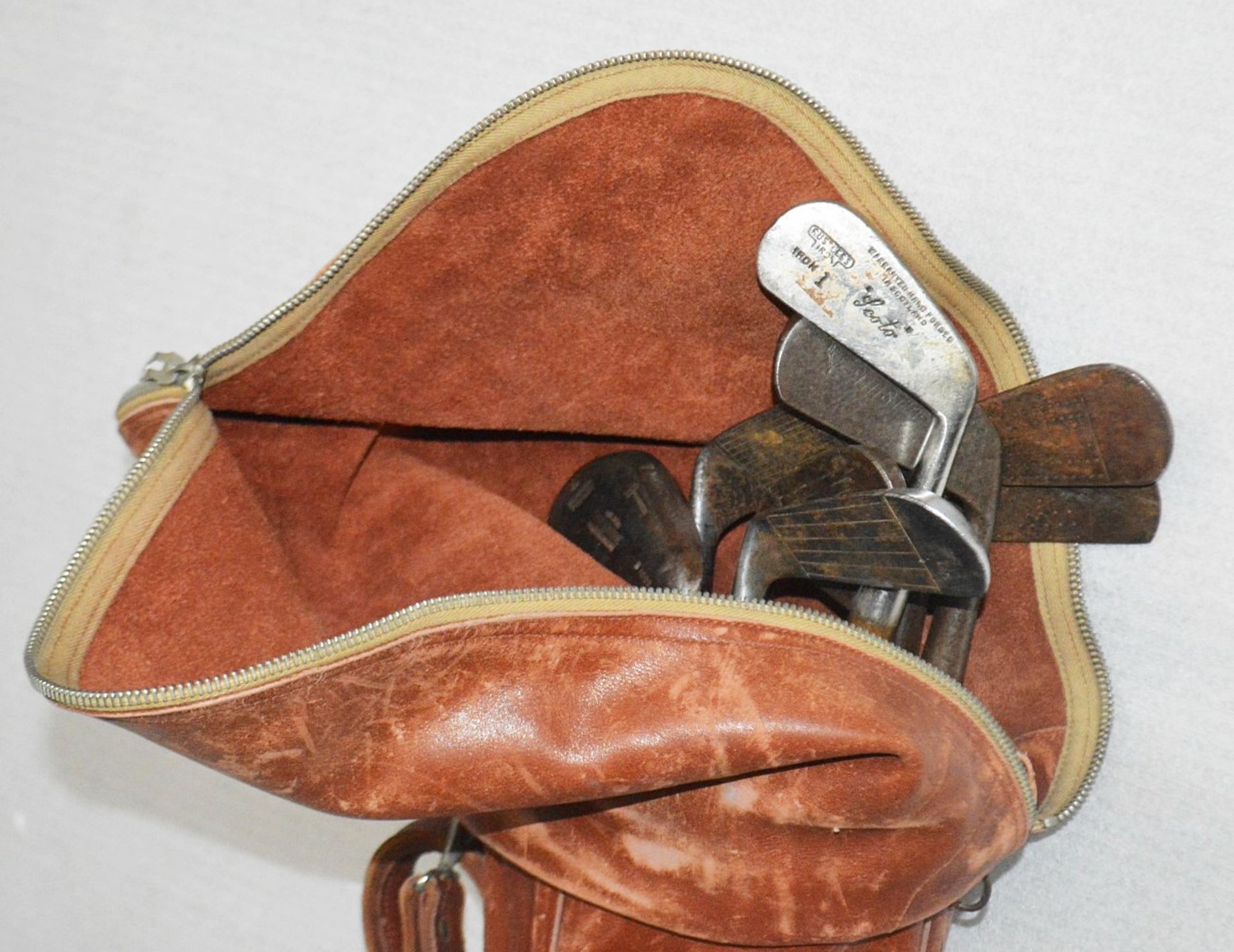 1 x Vintage Leather 'Gleneagles' Golf Bag With 10 x Assorted Branded Clubs - Ex-Display Props - Ref: - Image 5 of 20