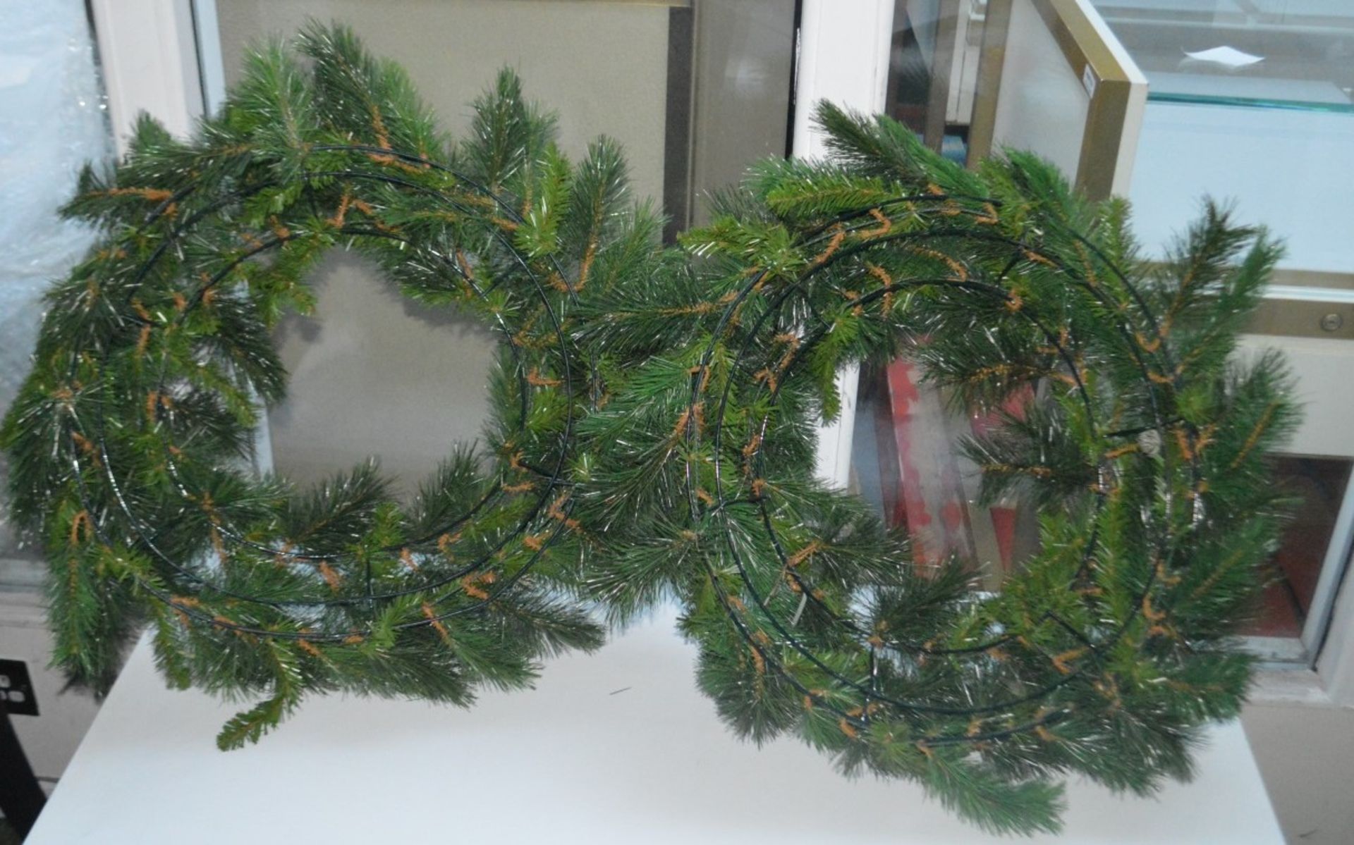 8 x Assorted Sections Of Commercial Christmas Display Wreaths - Various Sizes - Ex-Showroom Pieces - Image 9 of 9