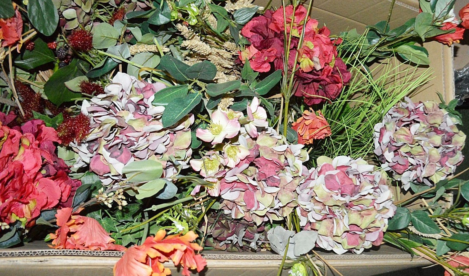 Large Box Of Artificial Wild Flowers and Dried Wheat From High Profile Window / Shop Displays - Image 4 of 7