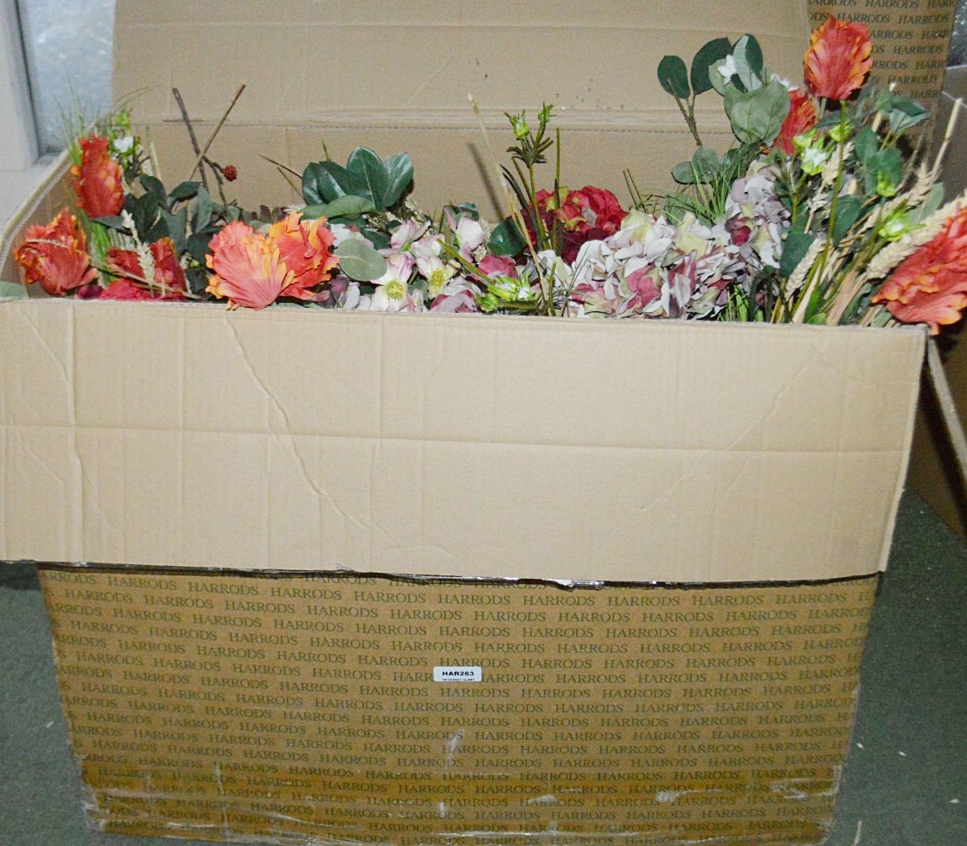 Large Box Of Artificial Wild Flowers and Dried Wheat From High Profile Window / Shop Displays - Image 3 of 7