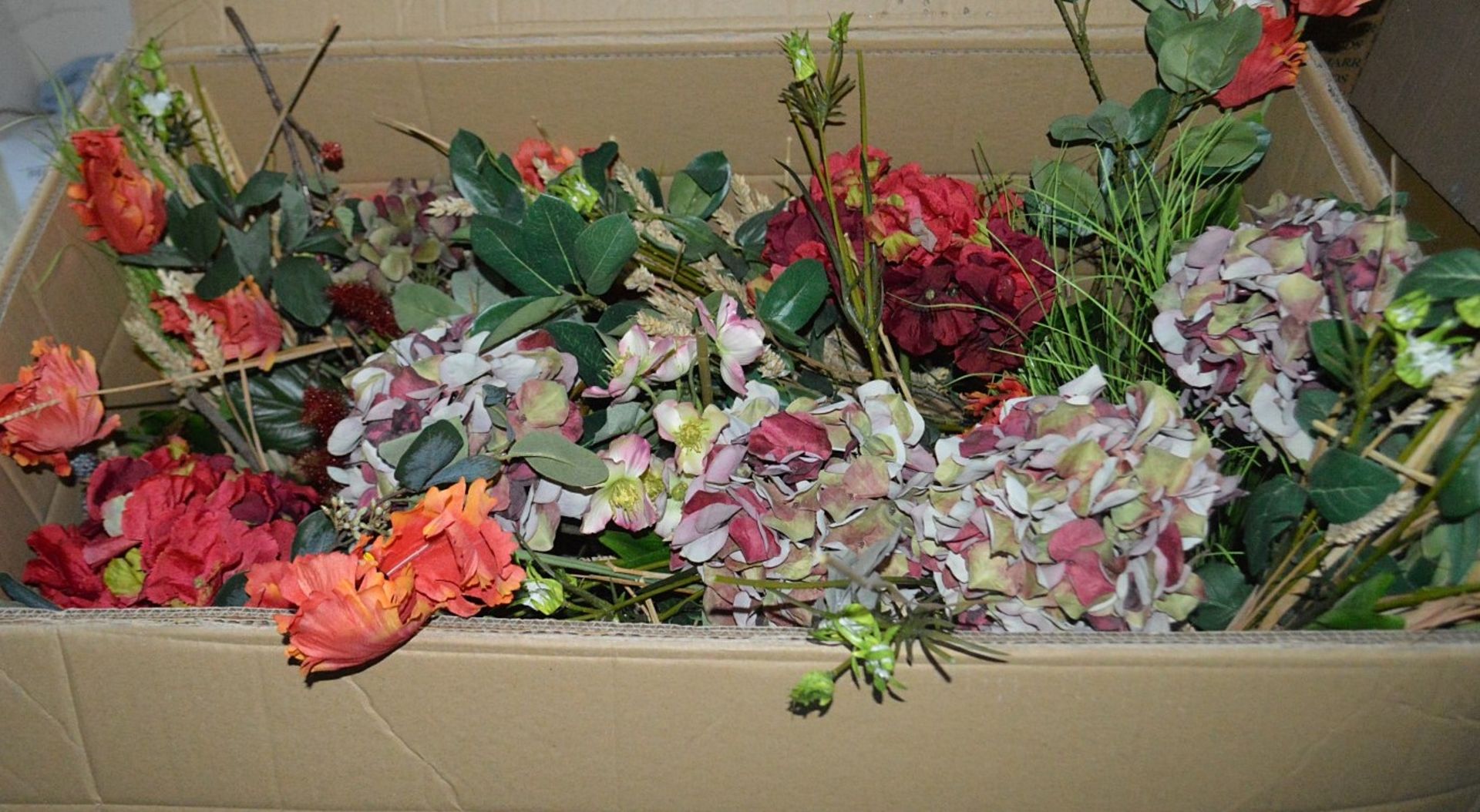 Large Box Of Artificial Wild Flowers and Dried Wheat From High Profile Window / Shop Displays - Image 5 of 7