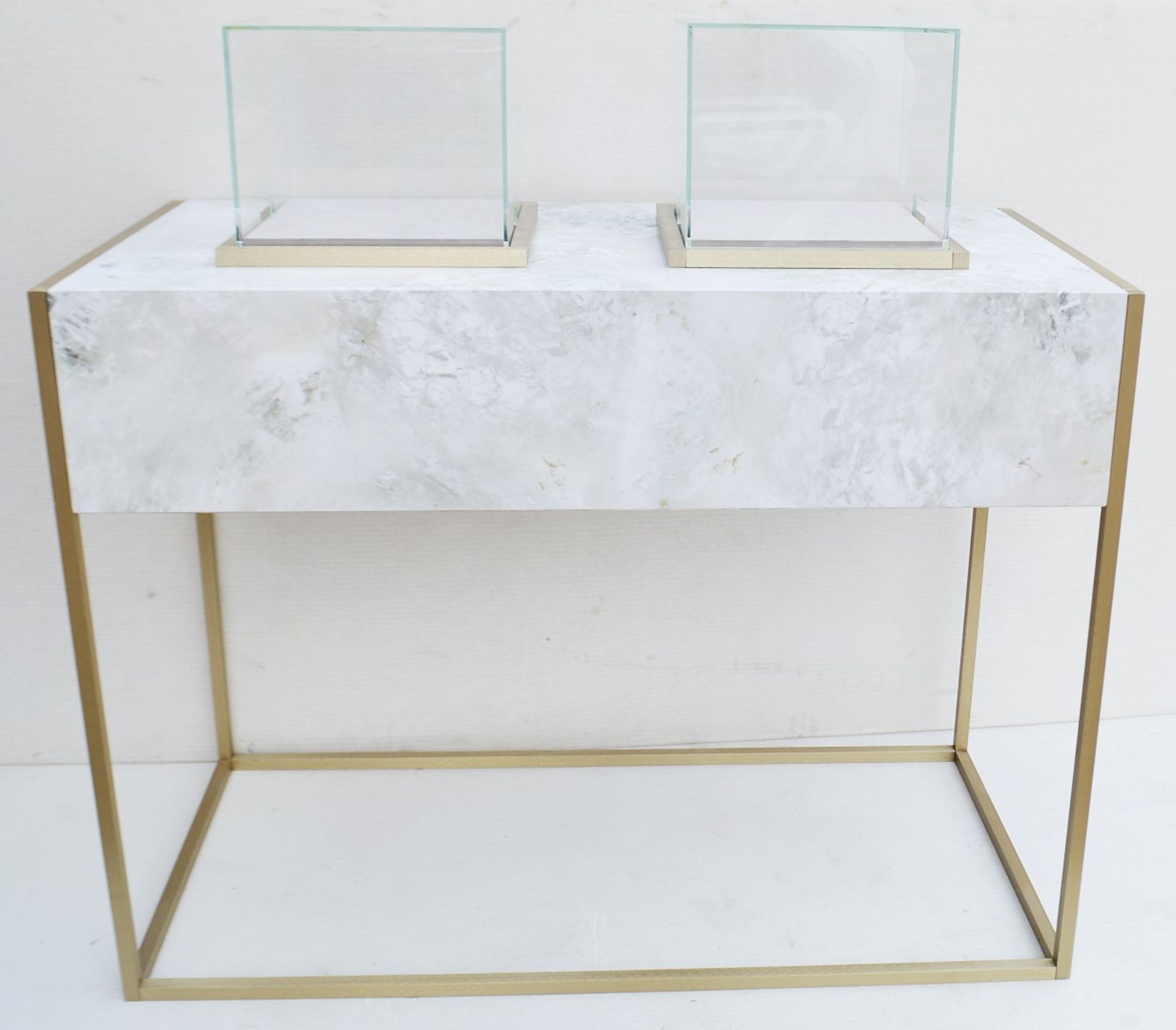 1 x BALDI Designer Retail Display Counter Featuring A Marble Effect Aesthetic And 2 x Glass Cloches - Image 4 of 7