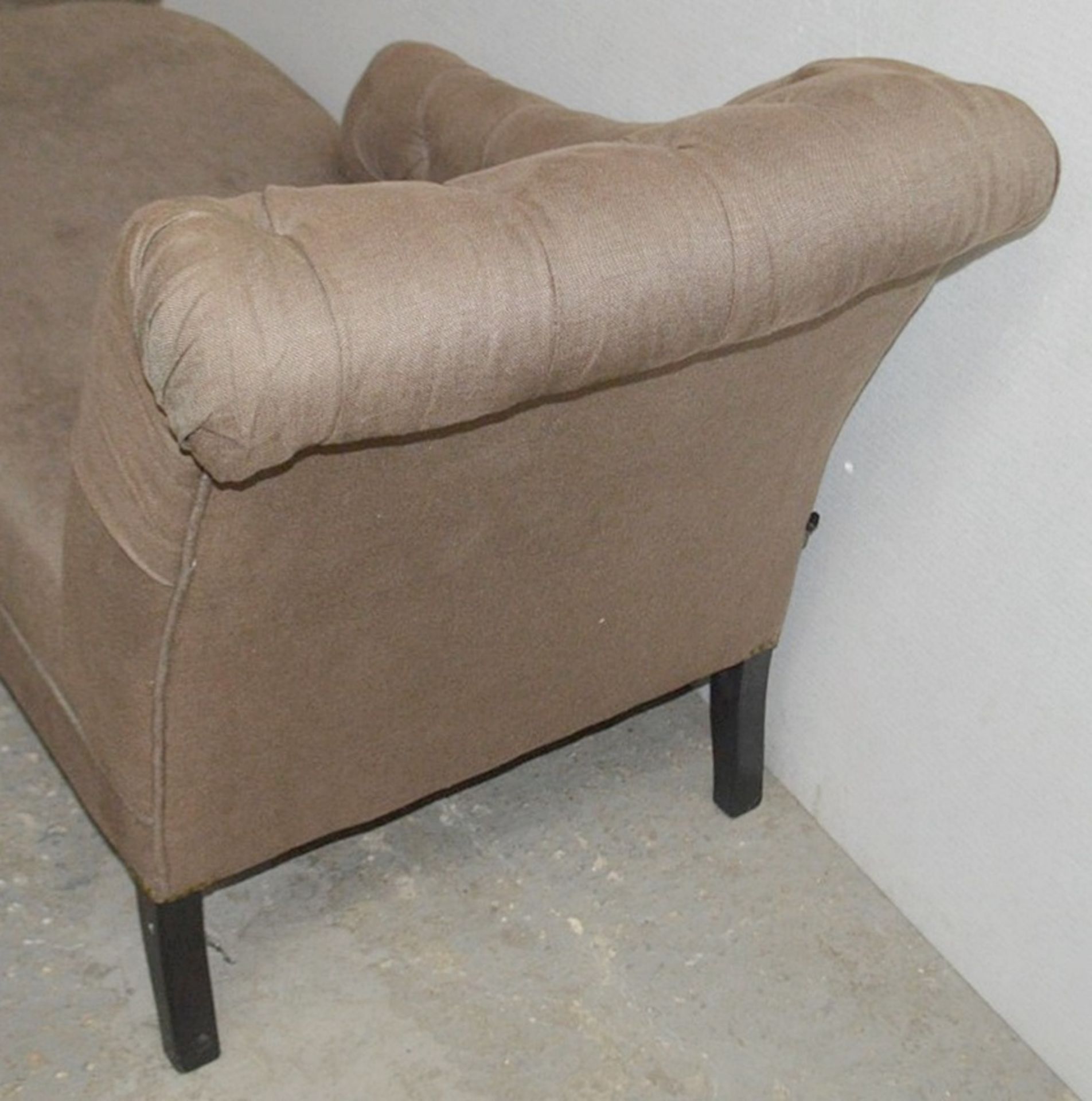 1 x EICHHOLTZ Button-Back Chaise Longue In Brown - Ex-Display Piece - Dimensions: H82 x W135 x D60cm - Image 4 of 4