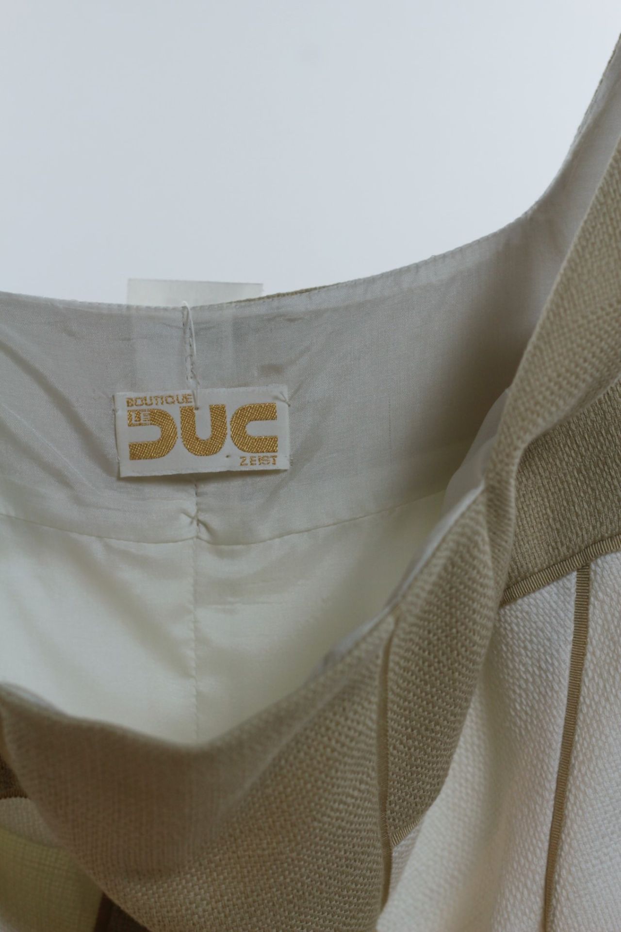 1 x Boutique Le Duc White/Faun Dress - Size: 12 - Material: 100% Cotton - From a High End Clothing - Image 9 of 14
