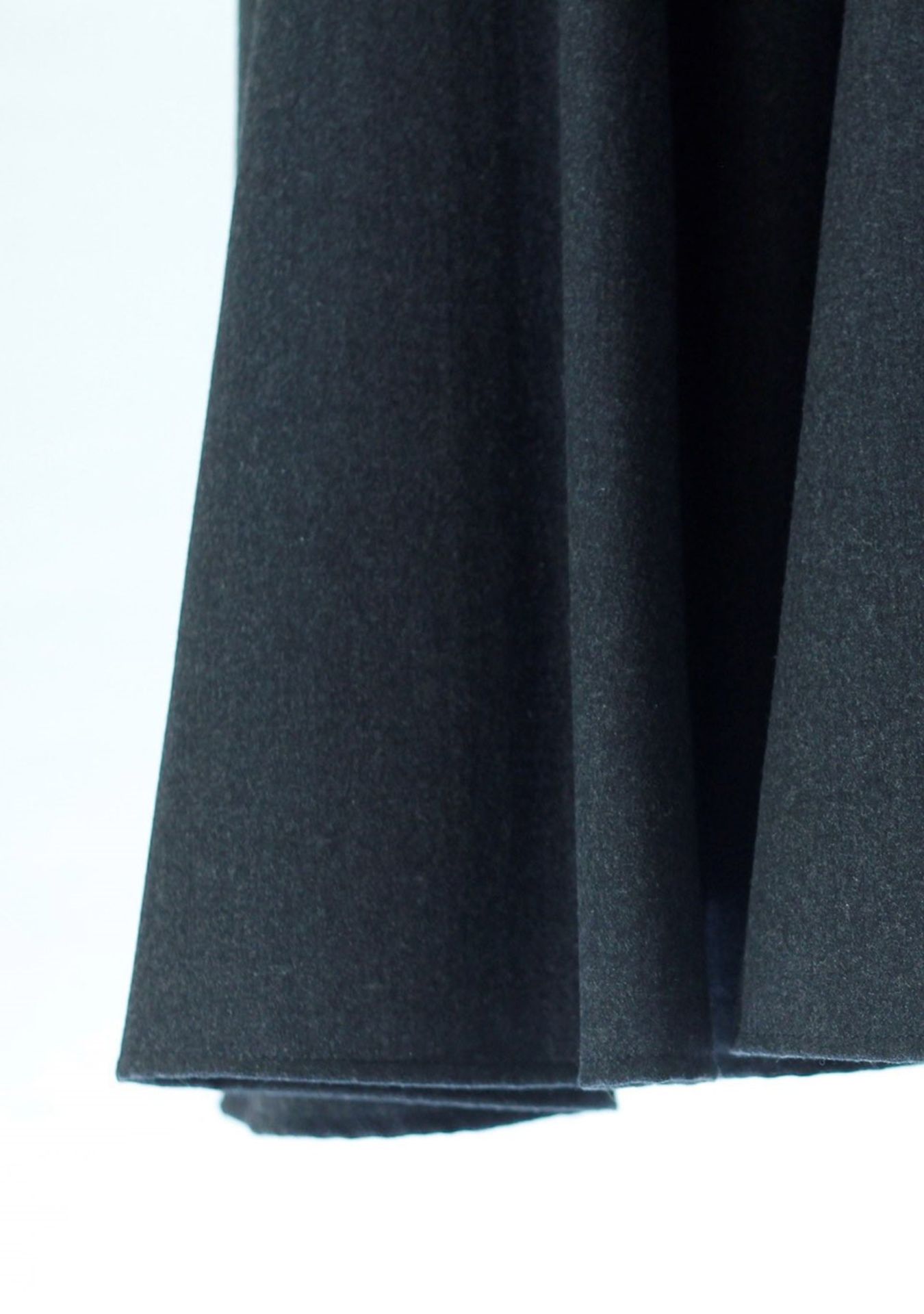 1 x Anne Belin Dark Grey Skirt - Size: 18 - Material: 100% Wool - From a High End Clothing - Image 3 of 9