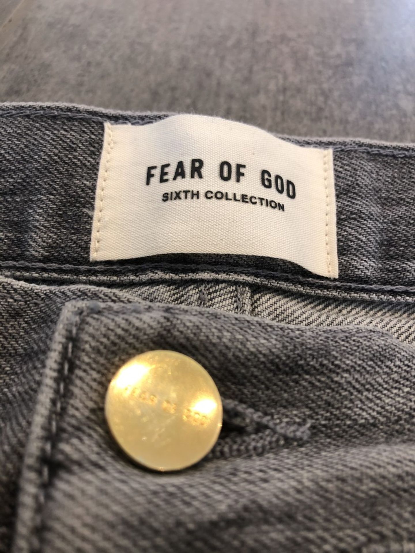 1 x Pair Of Men's Genuine Fear Of God Jeans - Grey With Rips - Size (EU/UK): 32/33/32/33 - - Image 4 of 7
