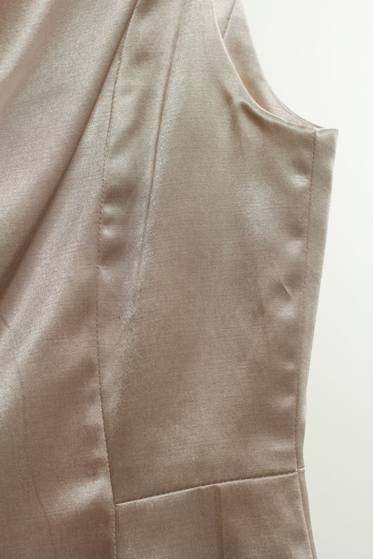 1 x Boutique Le Duc Pale Rose Vest - From a High End Clothing Boutique In The - Image 8 of 8