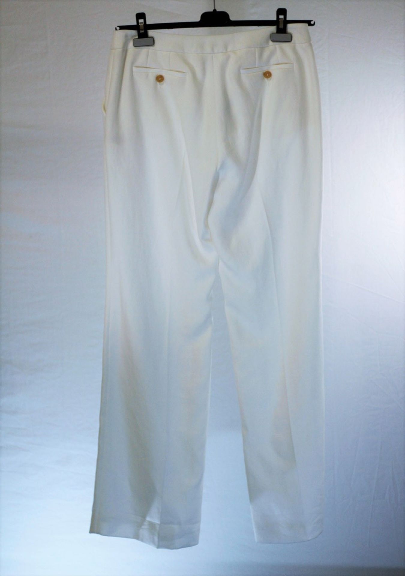 1 x Agnona White Trousers - Size: 16 - Material: 100% Ramie. Lining 52% Viscose, 48% Cotton - From a - Image 3 of 7
