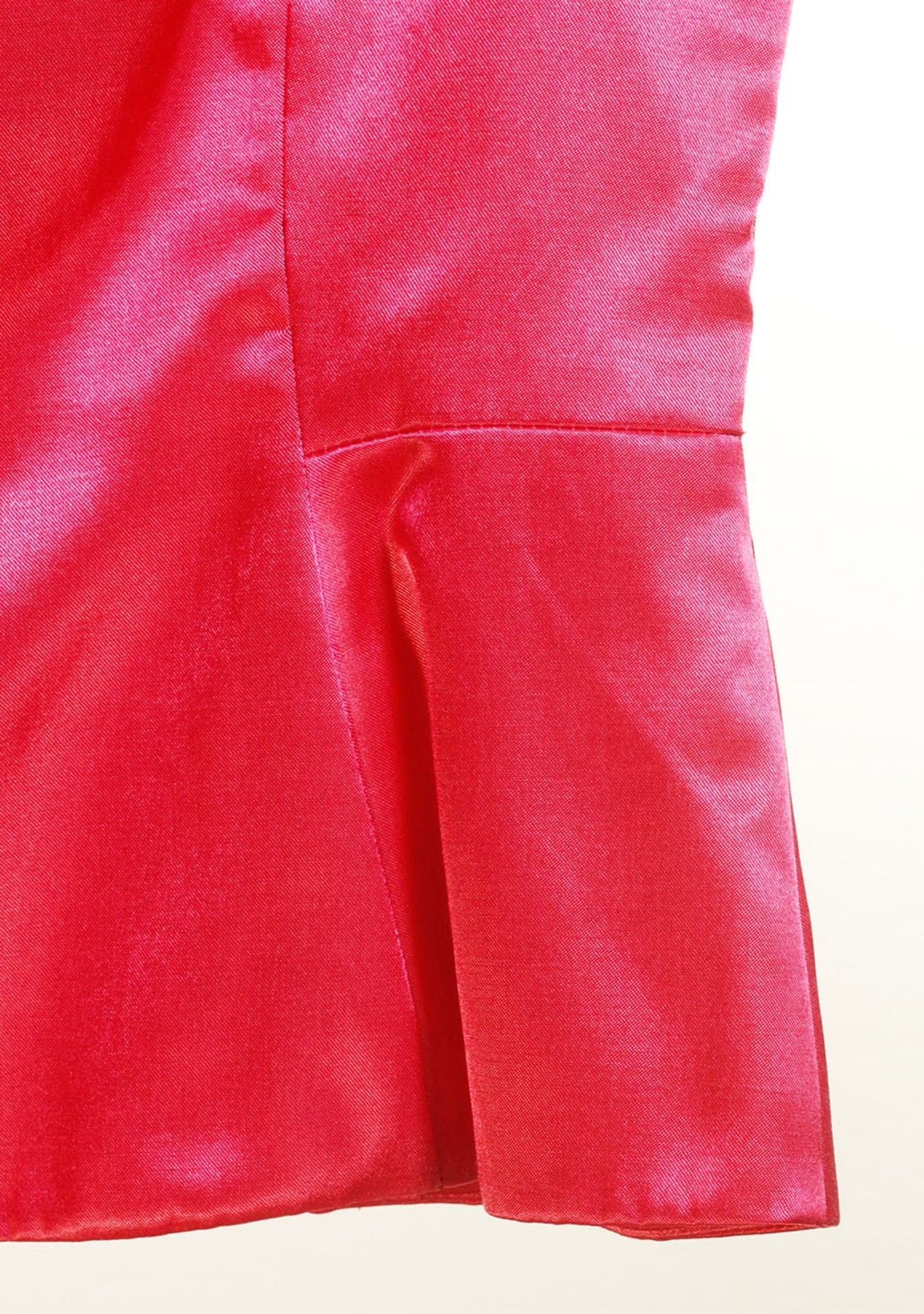 1 x Boutique Le Duc Fuschia Vest - From a High End Clothing Boutique In The - Image 4 of 10