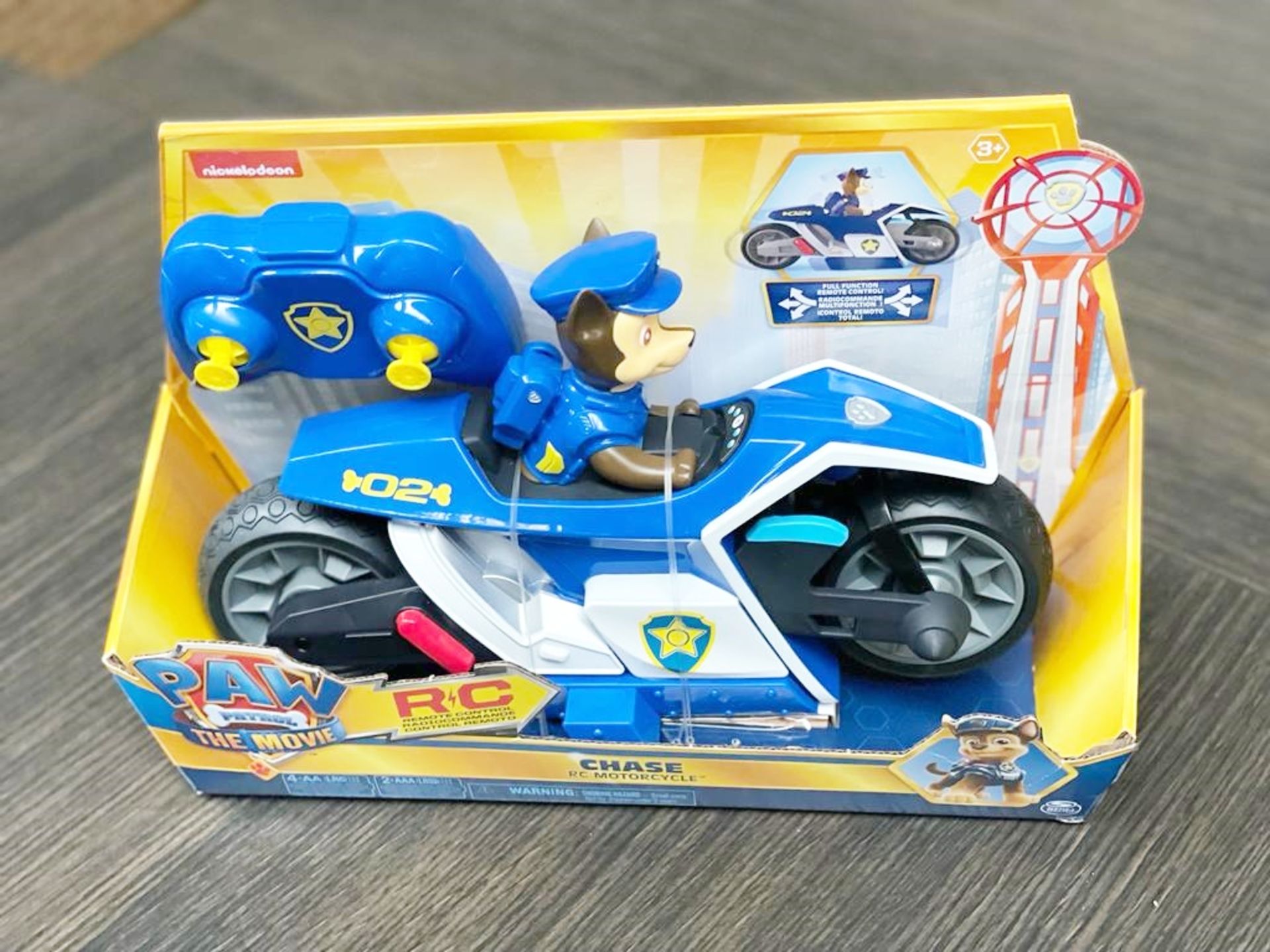 1 x Paw Patrol The Movie Chase RC Motorcycle - Brand New - CL987 - Ref: HRX124  - Location: - Image 2 of 2