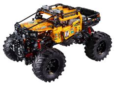 1 x Lego Technic 42099 4 X 4 X-treme Off Roader - Brand New - RRP £159.00 - CL987 - Ref: HRX114  -