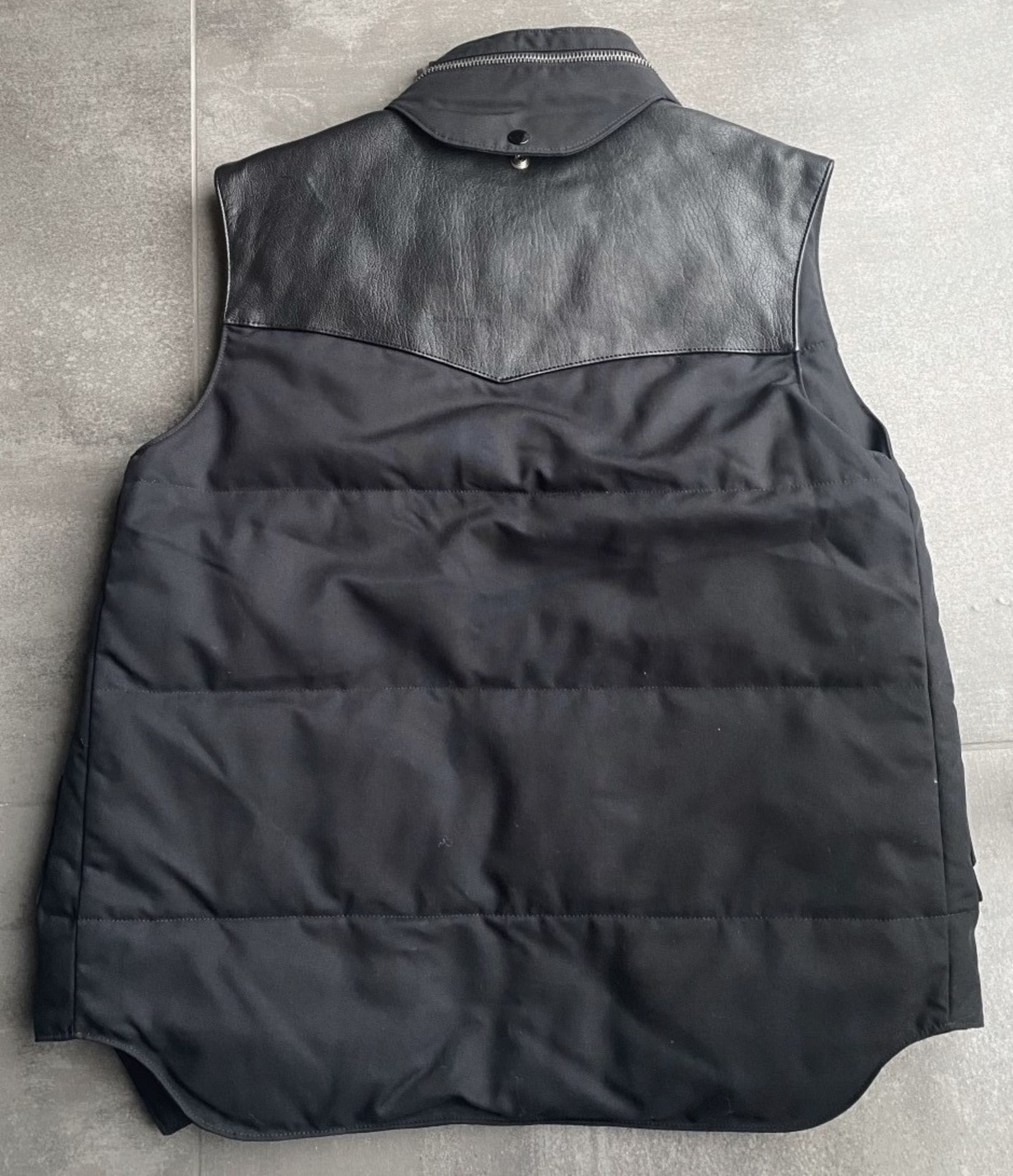 1 x Men's Genuine Yves Saint Laurant Gillet / Body Warmer In Black With Leather Panelling - Image 4 of 8