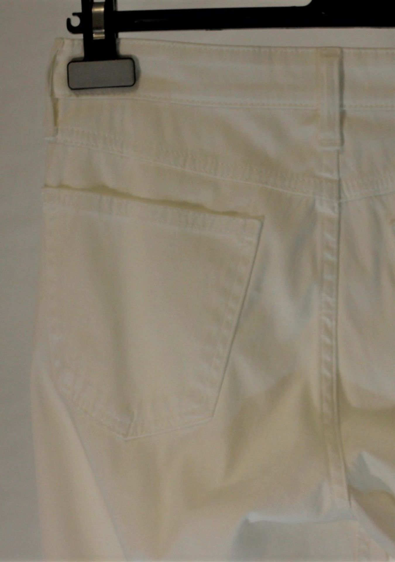 1 x Agnona Cream Jeans - Size: 14 - Material: 98% Cotton, 2% Elastane. Lining 100% Cotton - From a - Image 6 of 6