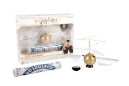 1 x Harry Potter Golden Snitch Heliball - Brand New RRP £35.00 - CL987 - Ref: HRX172  - Location: