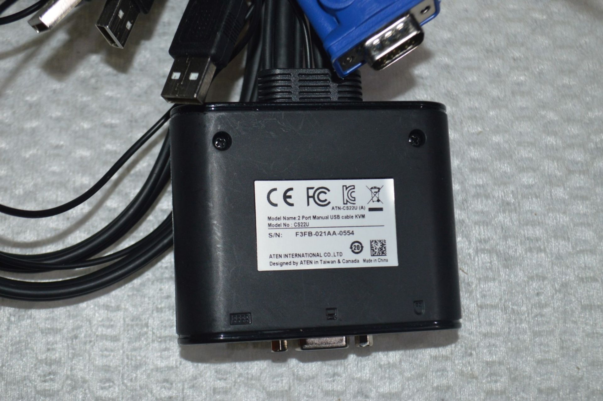 1 x CS22U 2-Port USB KVM Switch - Sold As Pictured - Ref: MPC809 - CL678 - Location: Altrincham - Image 3 of 3