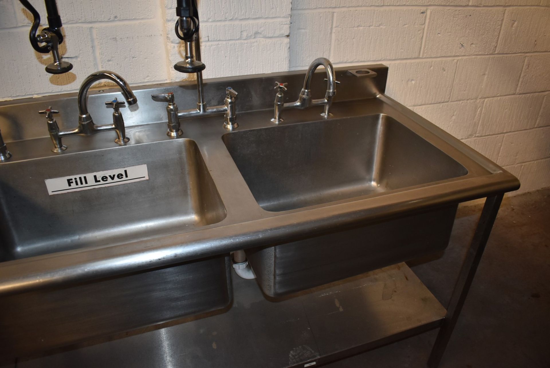 1 x Stainless Steel Triple Bowl Sink Unit With Mixer Taps and Spray Hose Taps - Recently Removed - Image 6 of 16