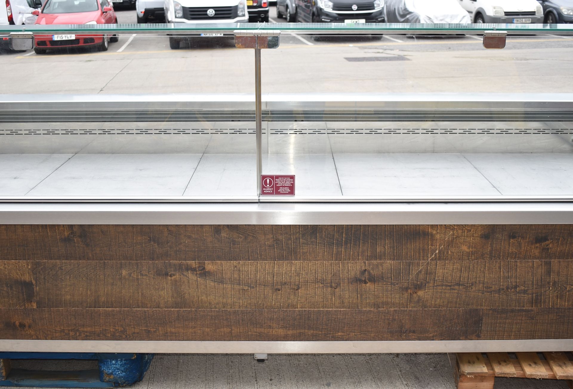 1 x Eurocryor Bistro Refrigerated Retail Counter - Suitable For Takeaways, Butchers, Deli, Cake - Image 18 of 28