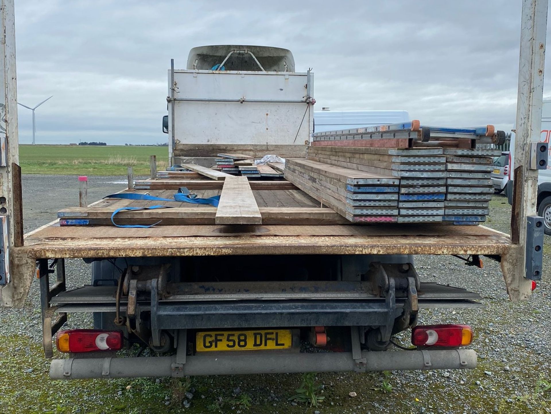 1 x Volvo 280 Euro 5 Flat Bed Scaffold Truck - CL704 - Ref: BCL1001 - Location: Essex CM0 This - Image 5 of 5