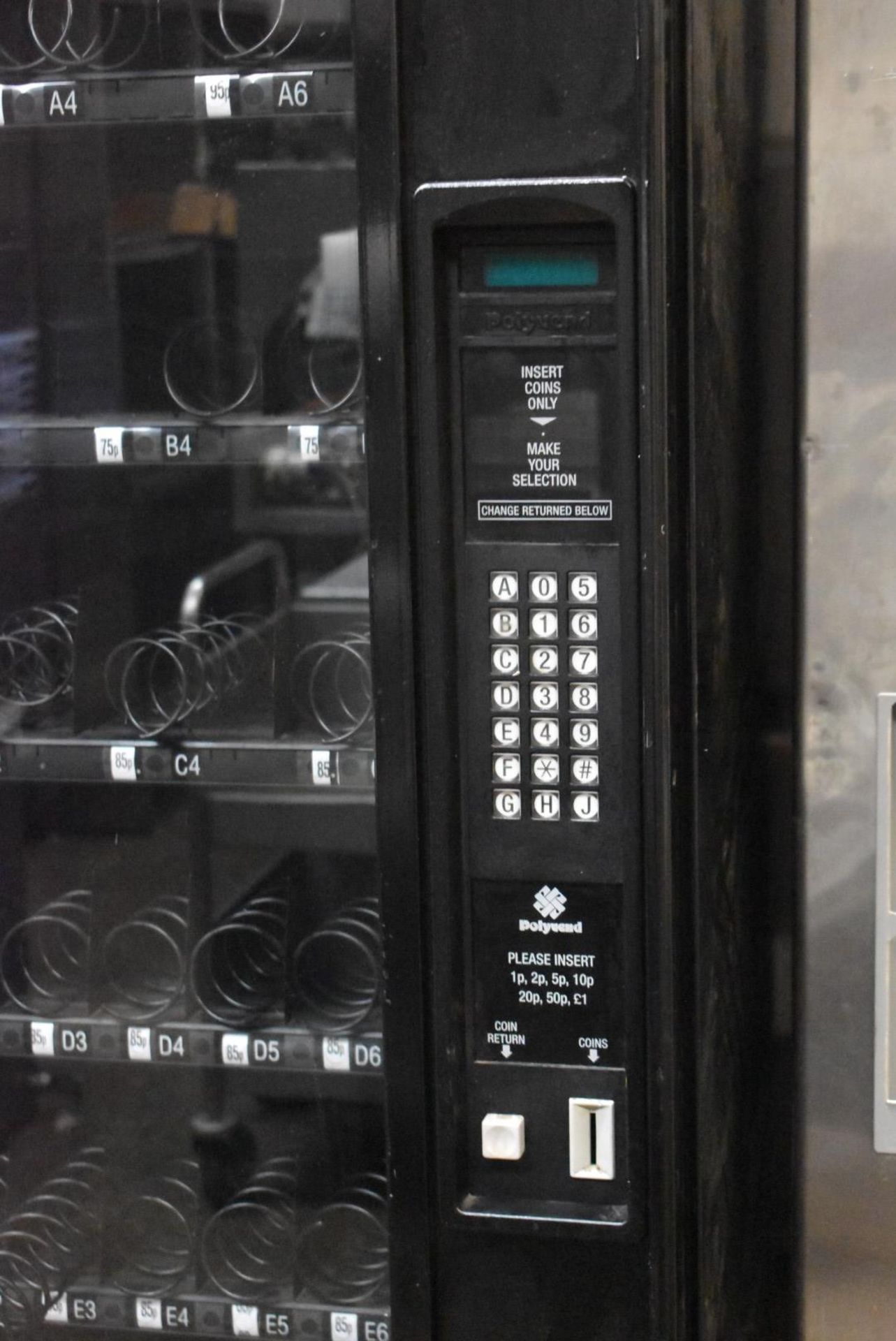 1 x Polyvend 453 Snack Food Vending Machine - H182 x W65 x D72 cms - Ref: GCA153 WH5 - CL011 - - Image 5 of 12