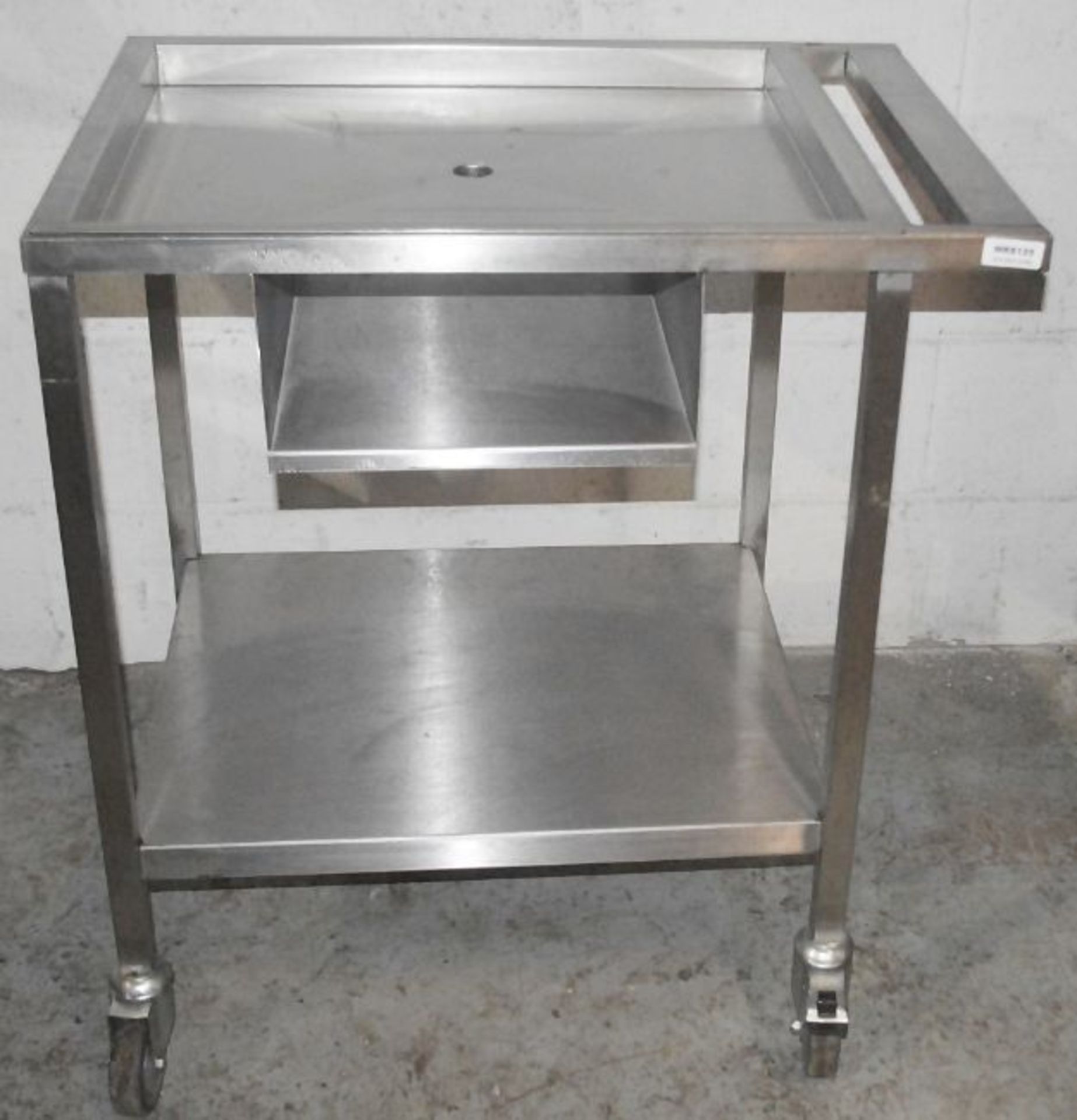 1 x Stainless Steel Commercial Kitchen Spooling Table - Dimensions: H88 x W80 x D61cm - Very - Image 2 of 3