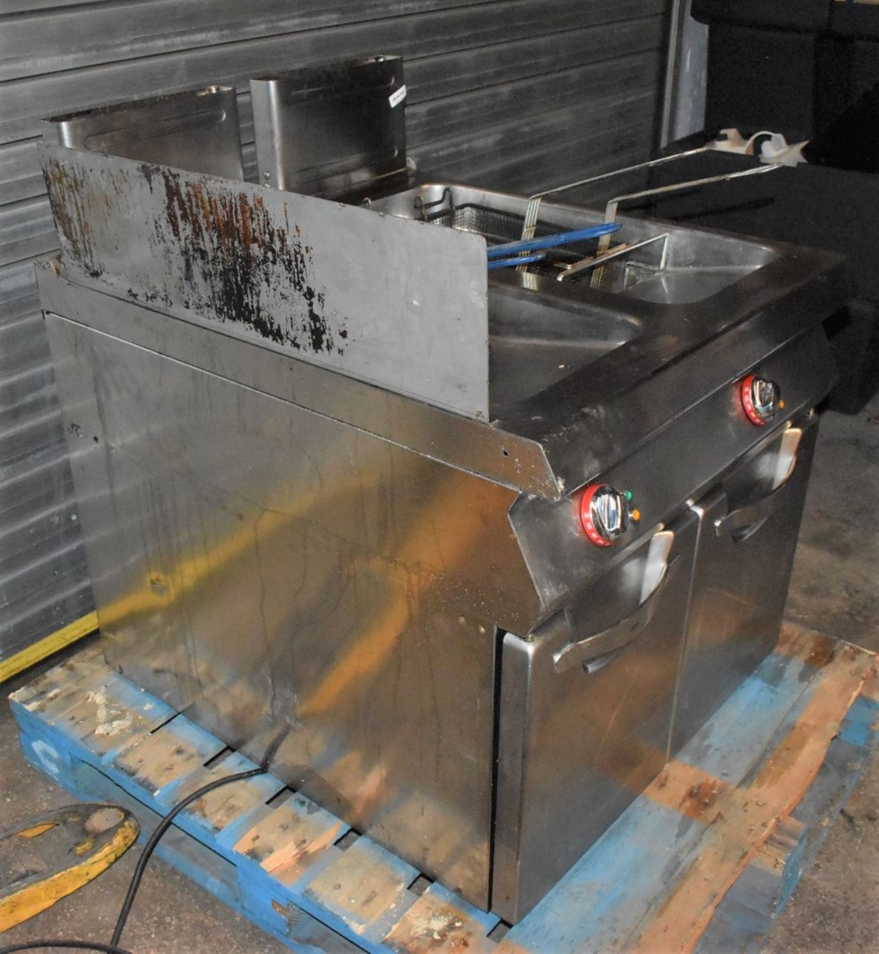 1 x Angelo Po Twin Tank Commercial Fryer - Includes Baskets - Removed From a Commercial Kitchen - Image 9 of 17