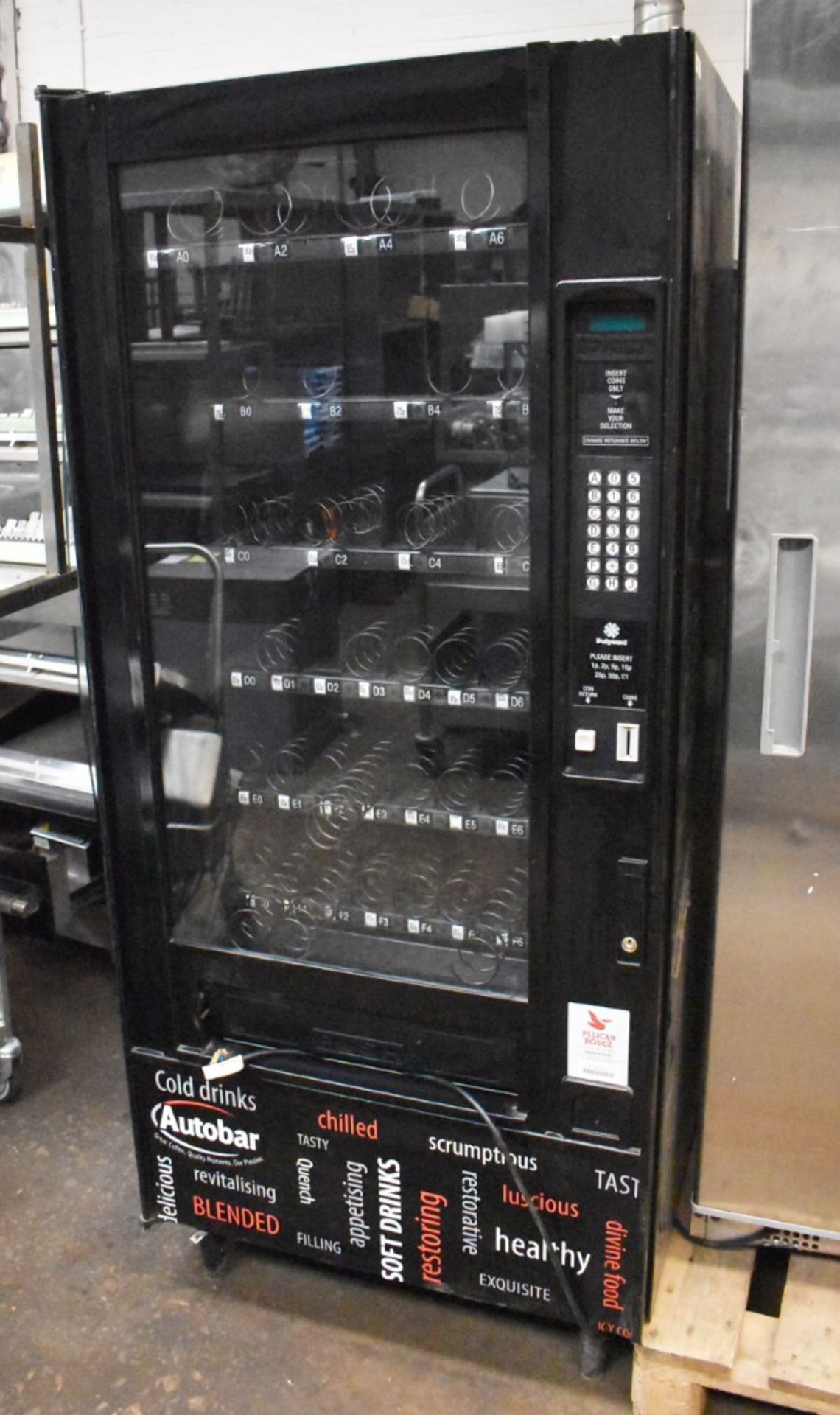 1 x Polyvend 453 Snack Food Vending Machine - H182 x W65 x D72 cms - Ref: GCA153 WH5 - CL011 -